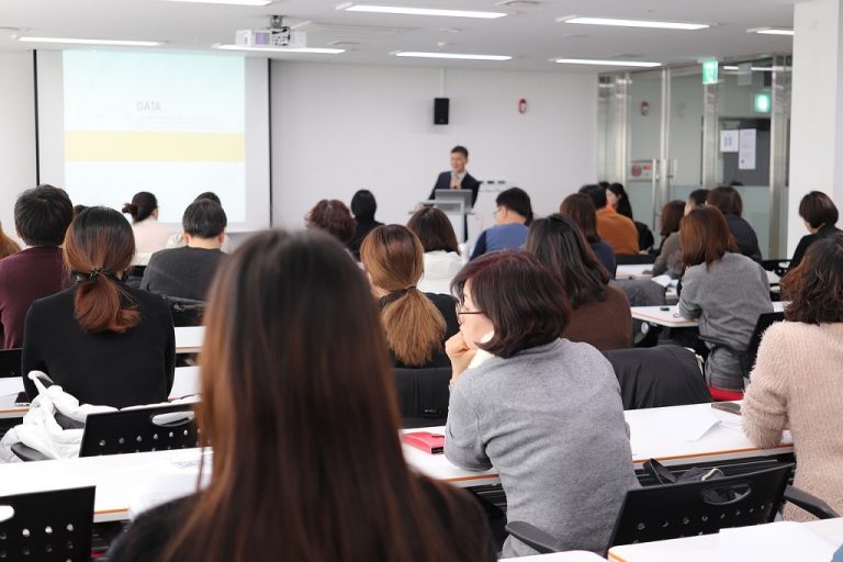 fcdl go recebe inscricoes para palestra gratuita sobre registro de marcas