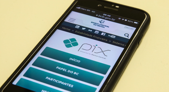 fcdl go esclarece apesar do monitoramento pix segue sem novos impostos