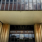 juros medios cobrados pelos bancos chegam a 42 3 ao ano em janeiro